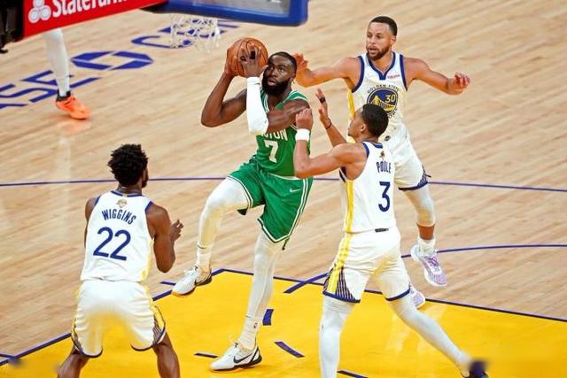 巴萨下半场被射正7次 2017年以来最多的一次